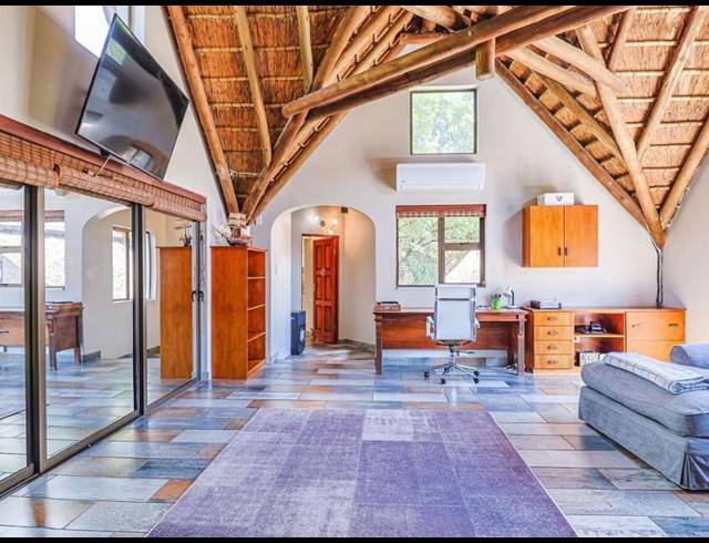 5 BEDROOM HOUSE FOR SALE IN KSHANE